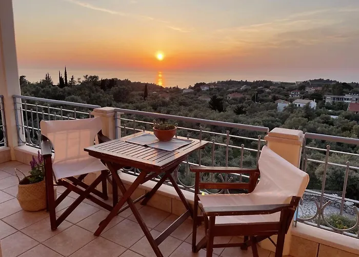 Elenia Apartment Tsoukaladhes