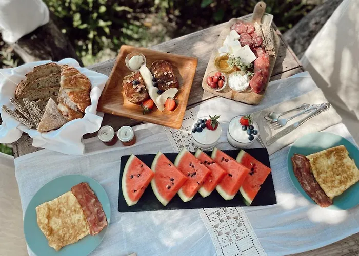 Elenia * Tsoukaladhes