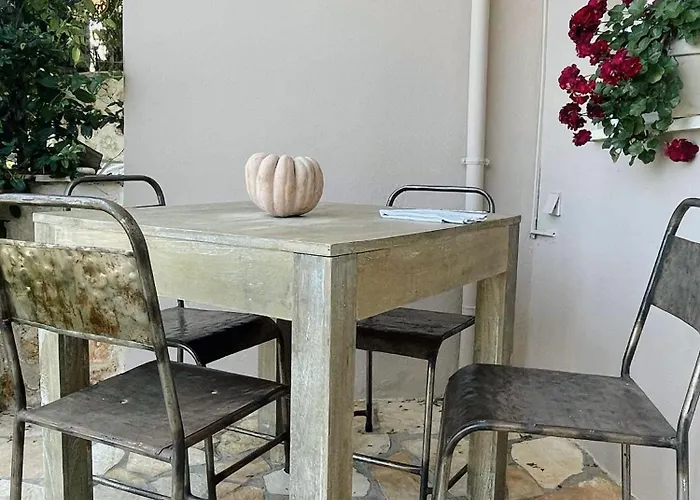 Apartment Elenia Tsoukaladhes